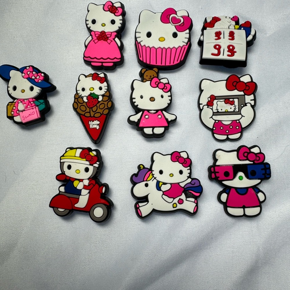 Hello Kitty Shoe Charms